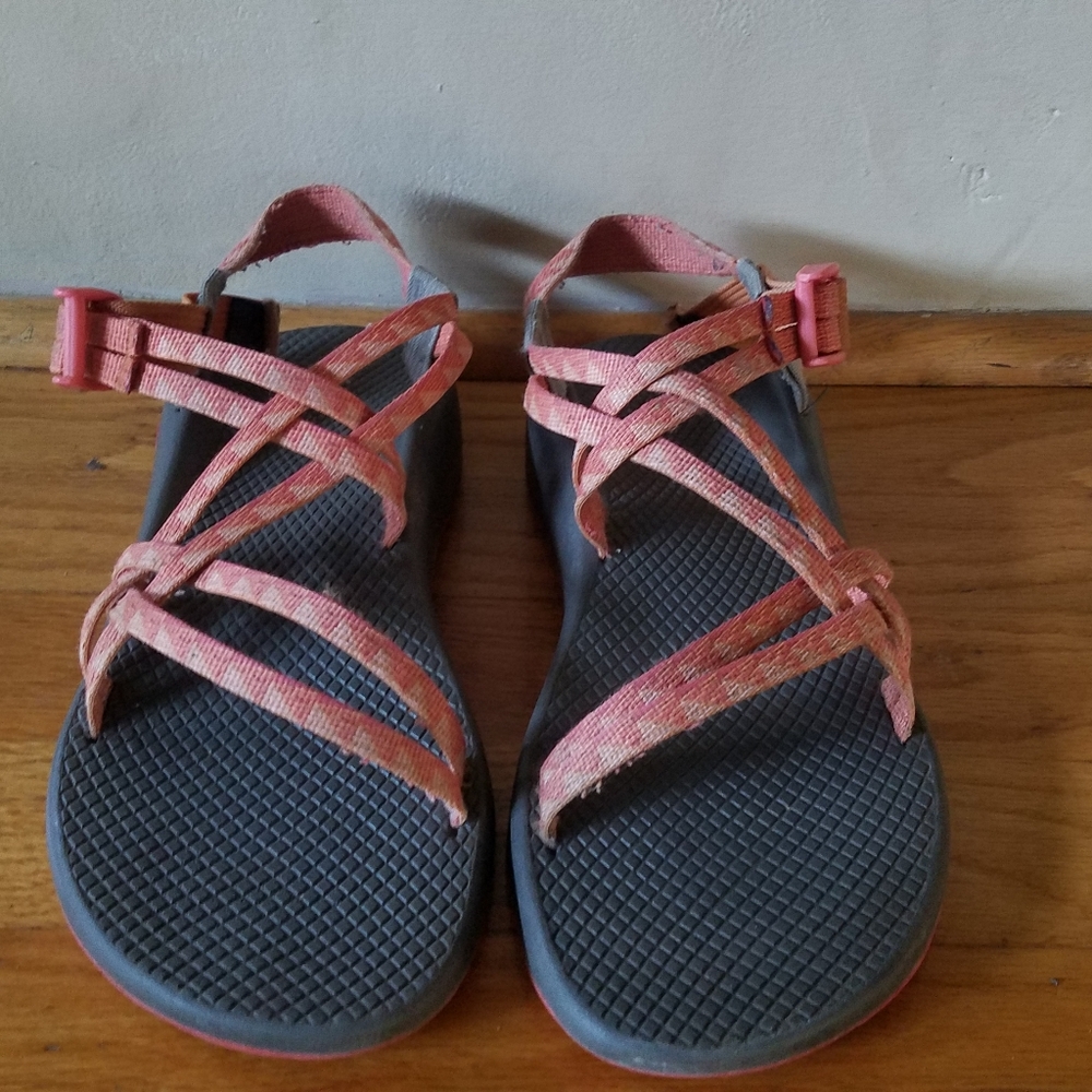 Women's chaco sandals sz 9